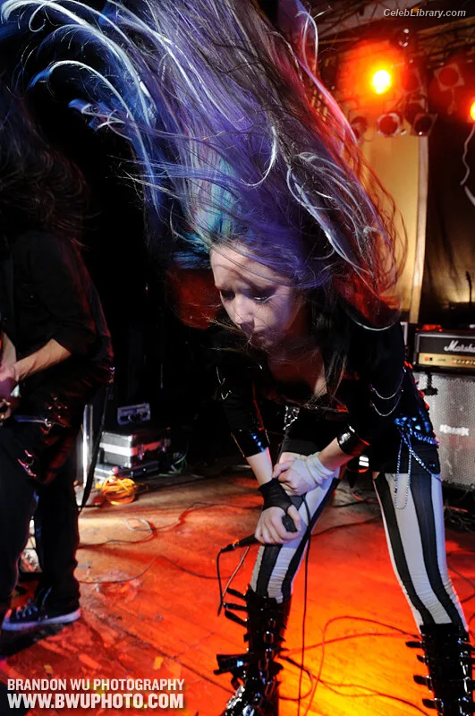 Alissa White-Gluz photo 16 of 1541
