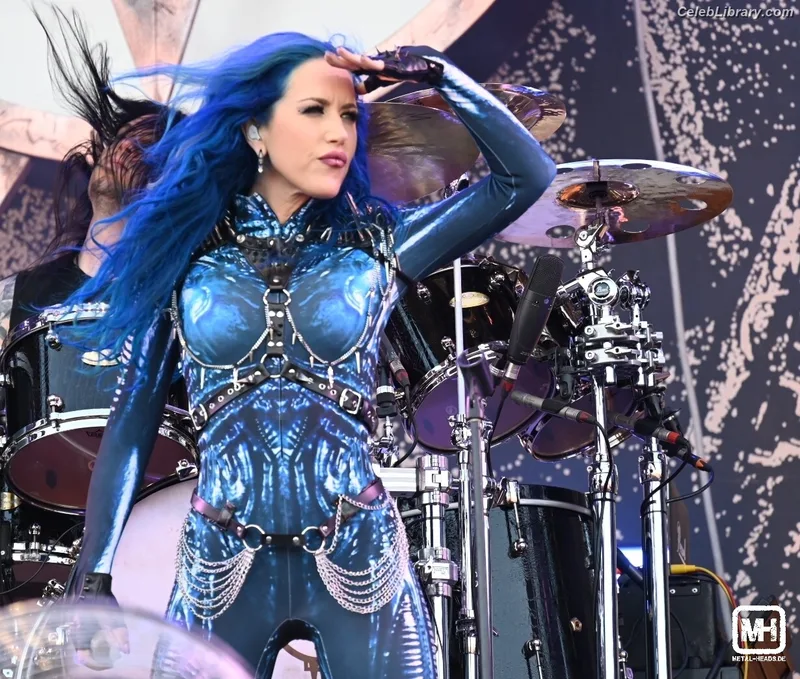 Alissa White-Gluz photo 21 of 1541