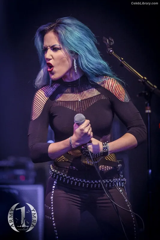 Alissa White-Gluz photo 6 of 1541