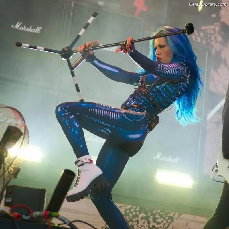 Alissa White-Gluz photo 13 of 1541