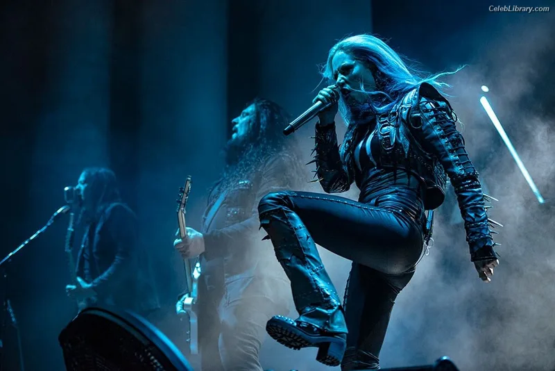 Alissa White-Gluz photo 20 of 1541