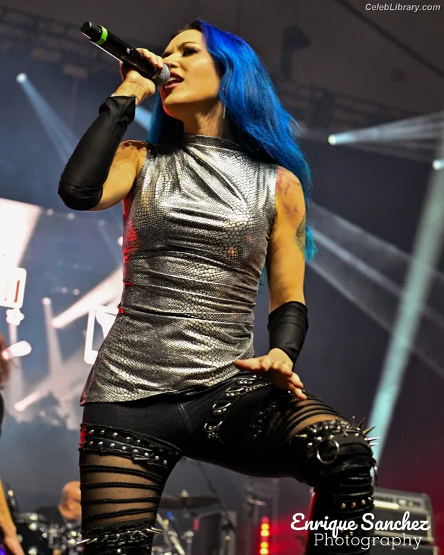 Alissa White-Gluz photo 14 of 1541