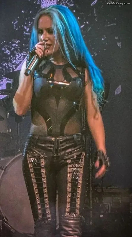 Alissa White-Gluz photo 20 of 1541