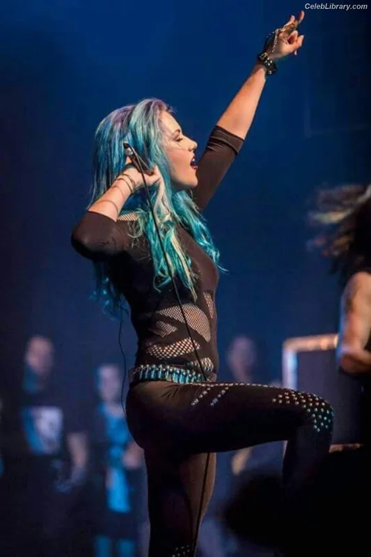 Alissa White-Gluz photo 24 of 1541