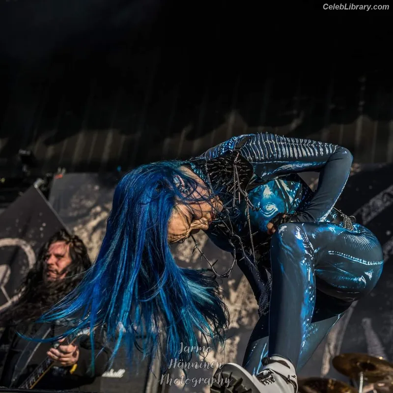 Alissa White-Gluz photo 6 of 1541