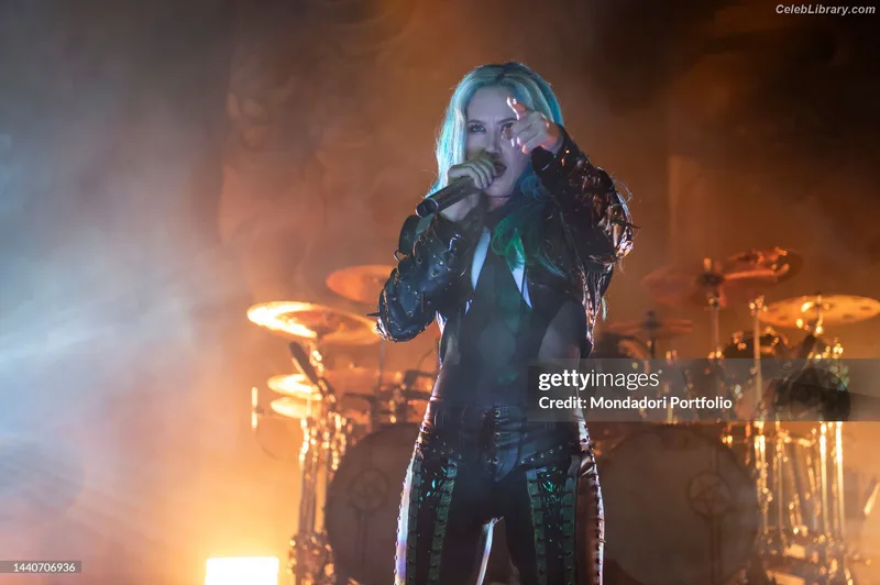 Alissa White-Gluz photo 23 of 1541