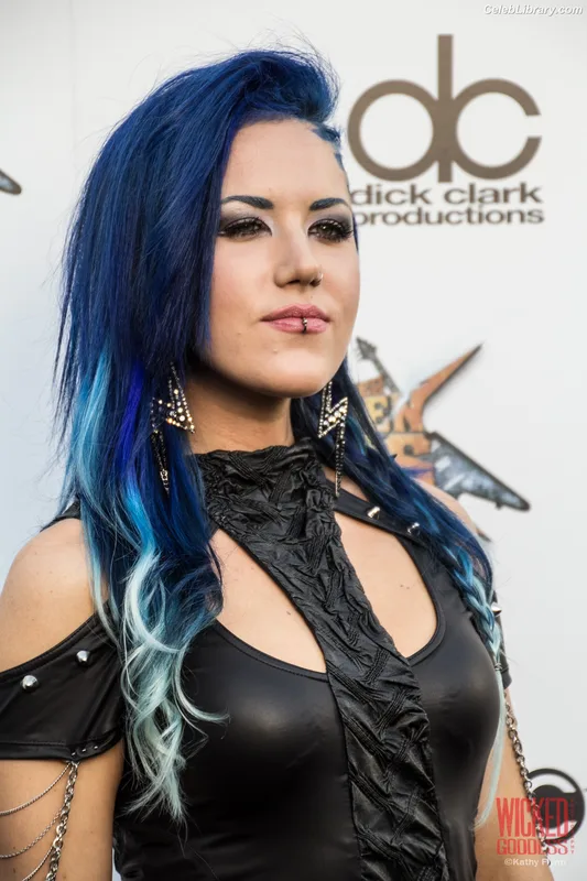 Alissa White-Gluz photo 8 of 1541