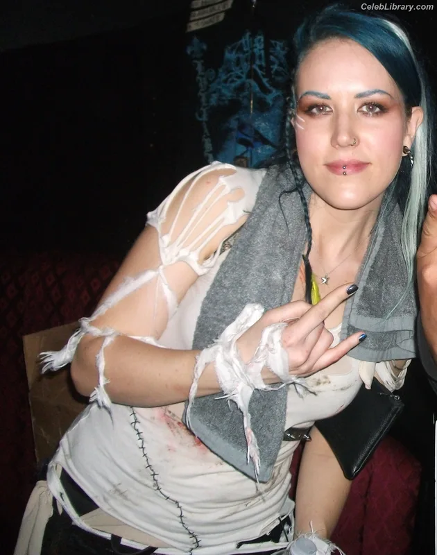 Alissa White-Gluz photo 15 of 1541