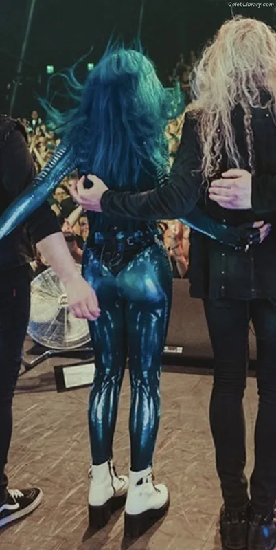 Alissa White-Gluz photo 16 of 1541