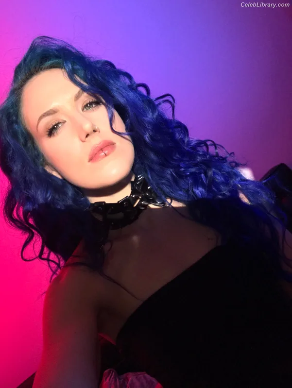 Alissa White-Gluz photo 18 of 1541
