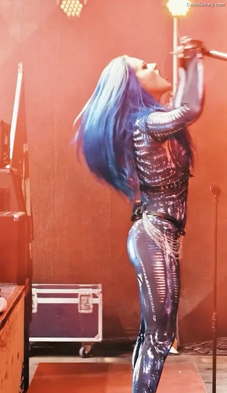 Alissa White-Gluz photo 19 of 1541