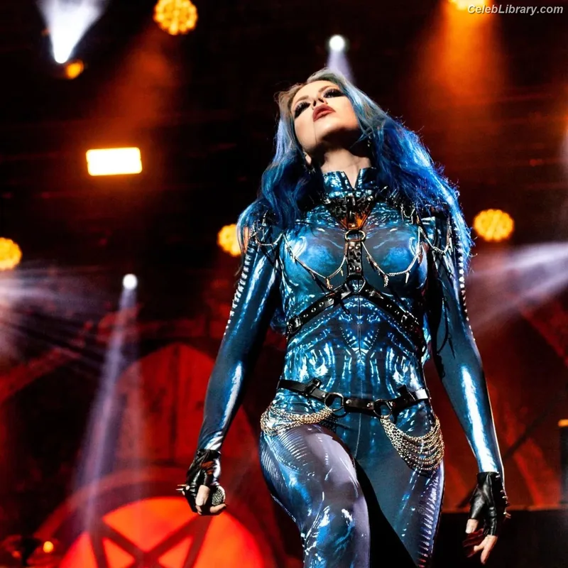 Alissa White-Gluz photo 15 of 1541