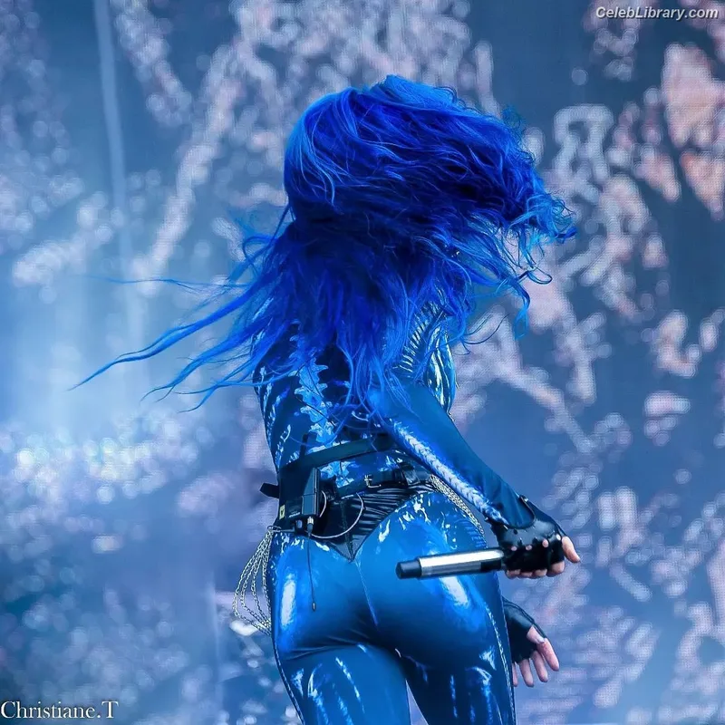 Alissa White-Gluz photo 24 of 1541