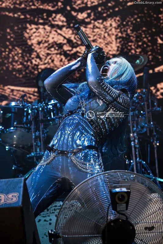 Alissa White-Gluz photo 3 of 1541