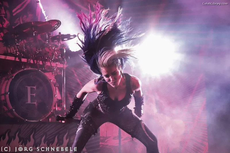 Alissa White-Gluz photo 1 of 1541