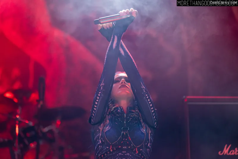 Alissa White-Gluz photo 10 of 1541