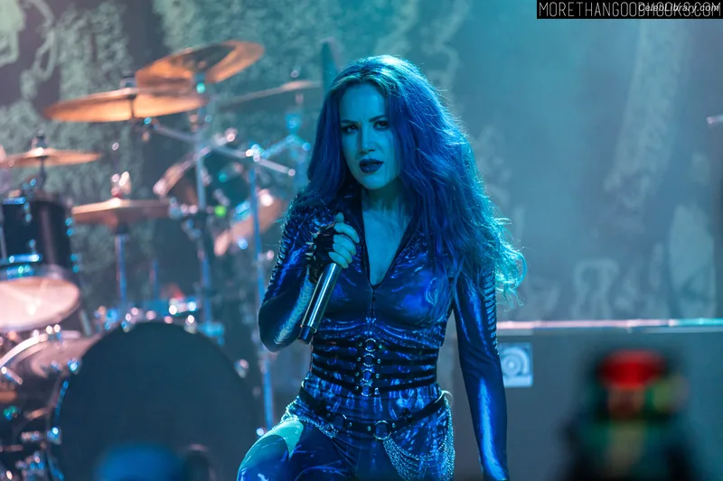 Alissa White-Gluz photo 15 of 1541