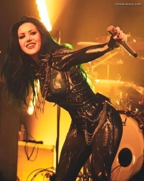 Alissa White-Gluz photo 11 of 1541