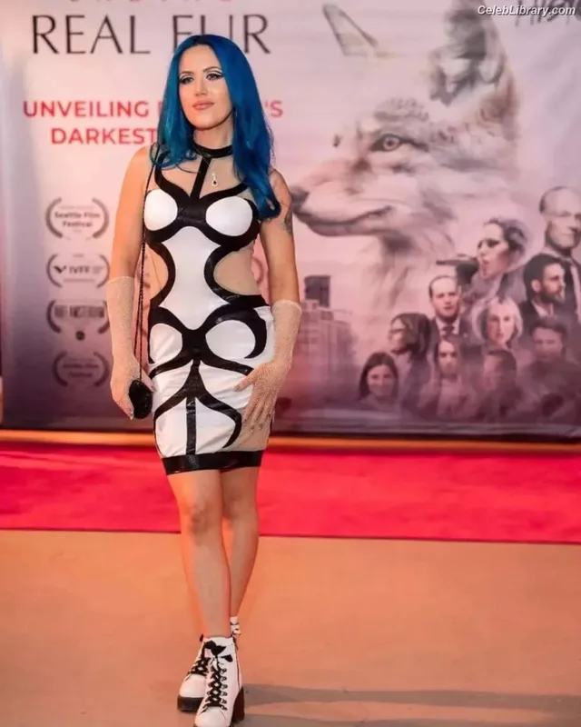 Alissa White-Gluz photo 12 of 1541