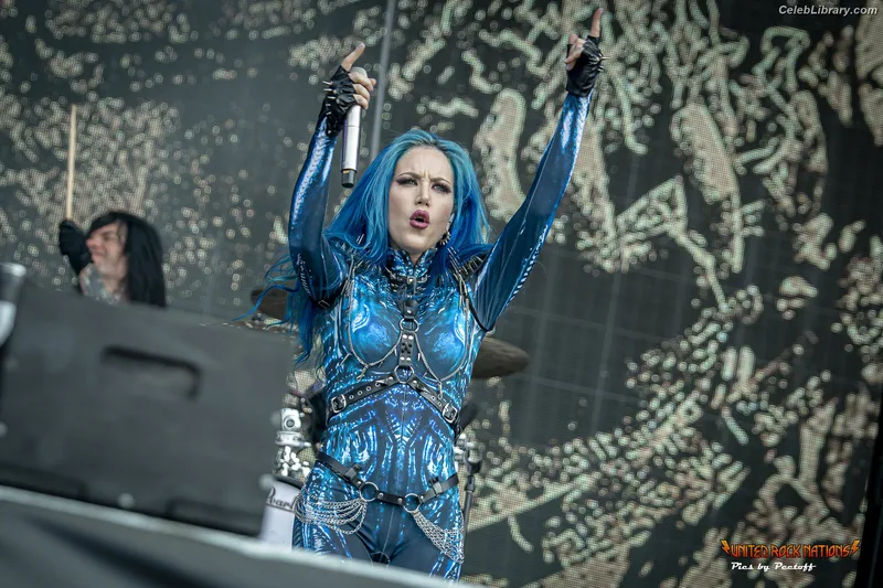 Alissa White-Gluz photo 1 of 1541