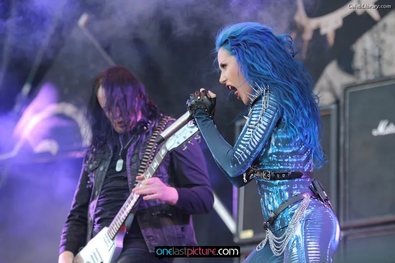 Alissa White-Gluz photo 4 of 1541