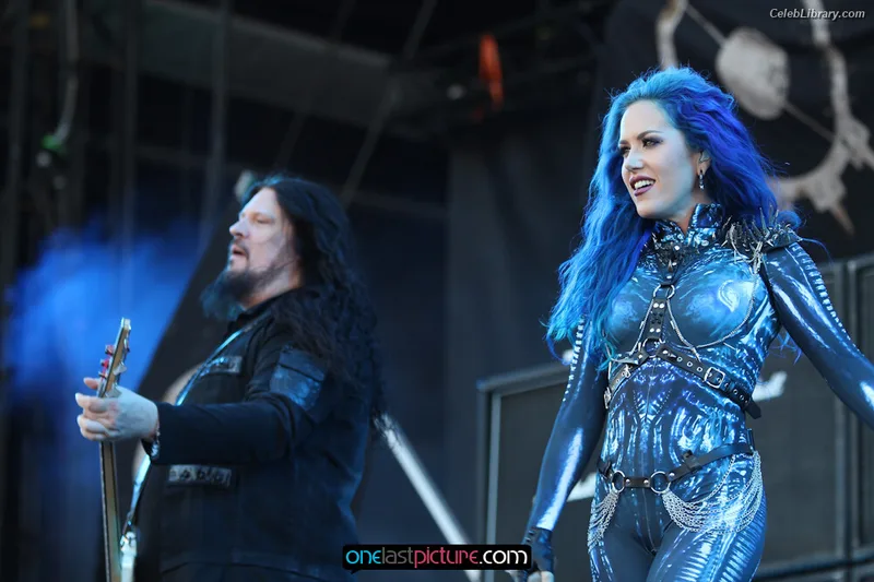 Alissa White-Gluz photo 6 of 1541