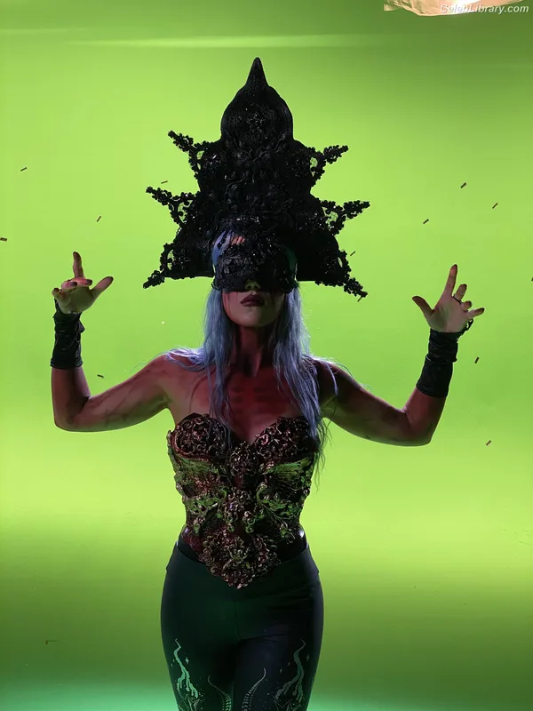 Alissa White-Gluz photo 13 of 1541