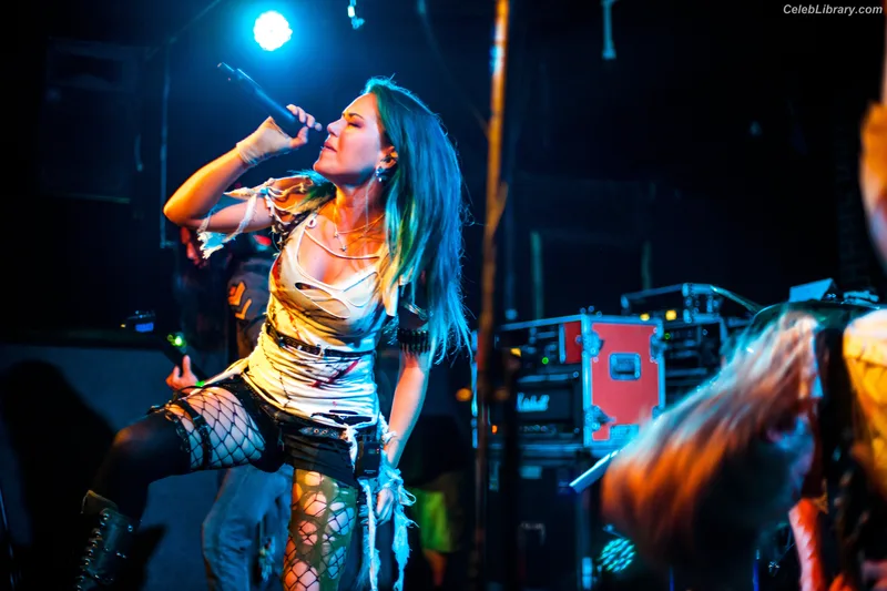 Alissa White-Gluz photo 19 of 1541