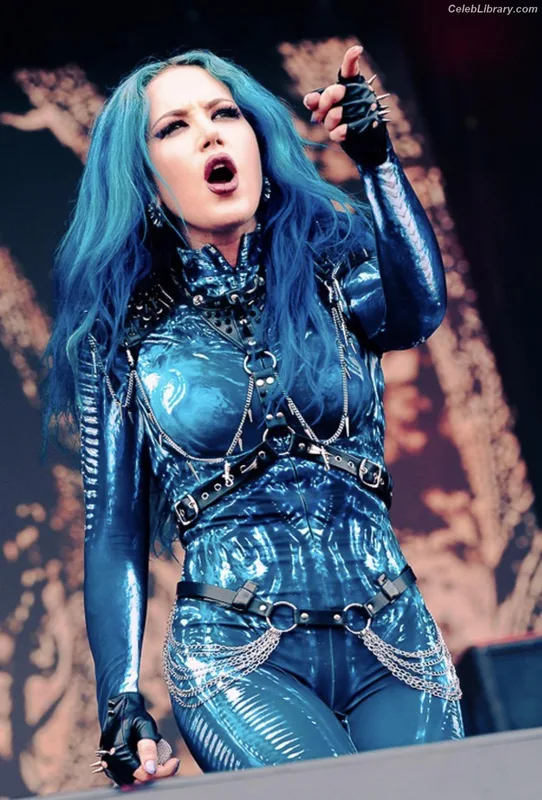 Alissa White-Gluz photo 16 of 1541