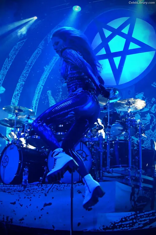 Alissa White-Gluz photo 2 of 1541