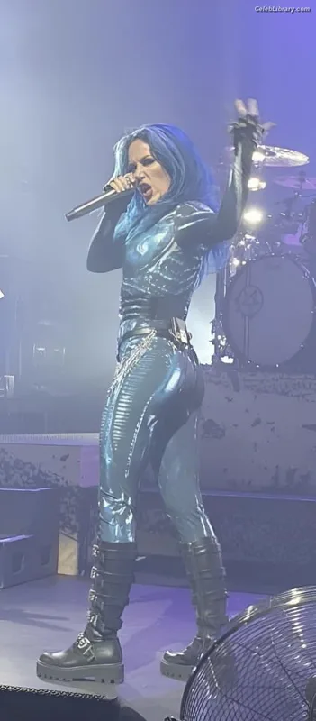 Alissa White-Gluz photo 4 of 1541