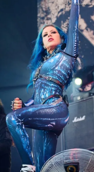 Alissa White-Gluz photo 14 of 1541