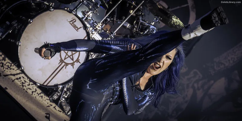 Alissa White-Gluz photo 19 of 1541