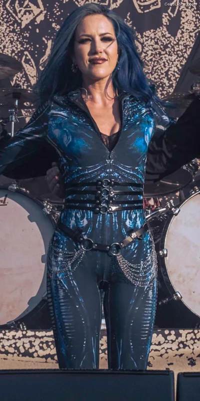 Alissa White-Gluz photo 21 of 1541