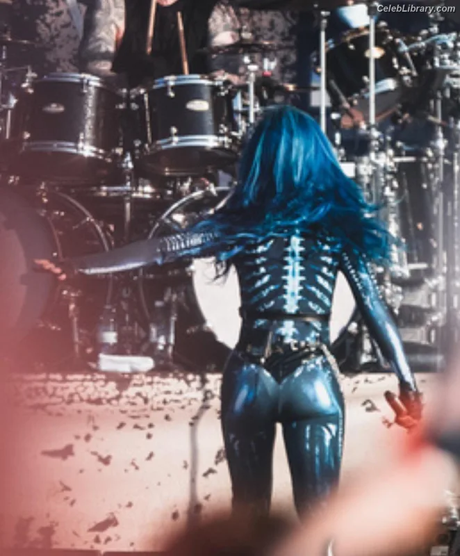 Alissa White-Gluz photo 24 of 1541