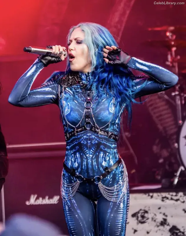 Alissa White-Gluz photo 12 of 1541