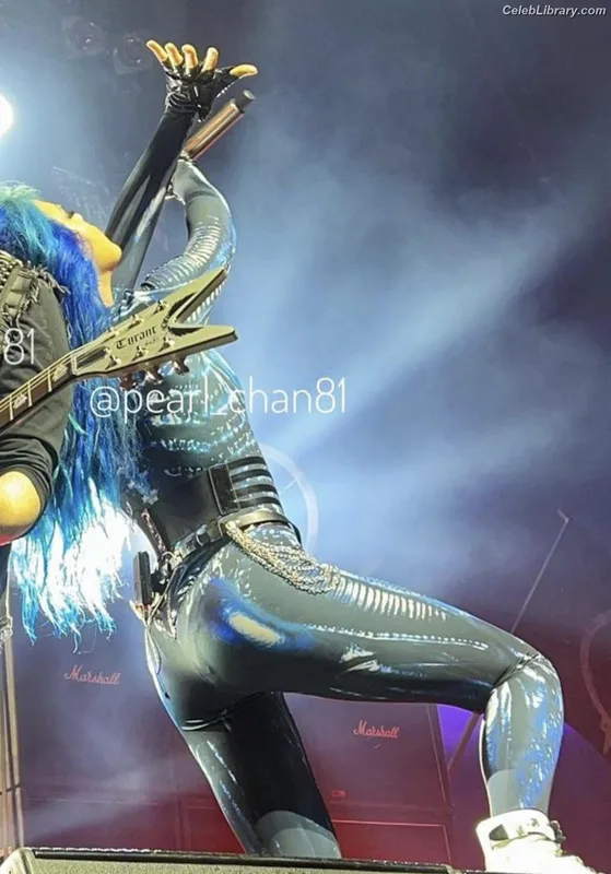 Alissa White-Gluz photo 19 of 1541