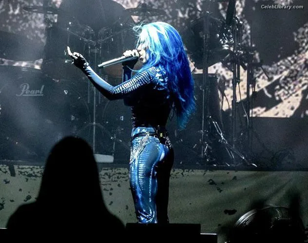 Alissa White-Gluz photo 20 of 1541