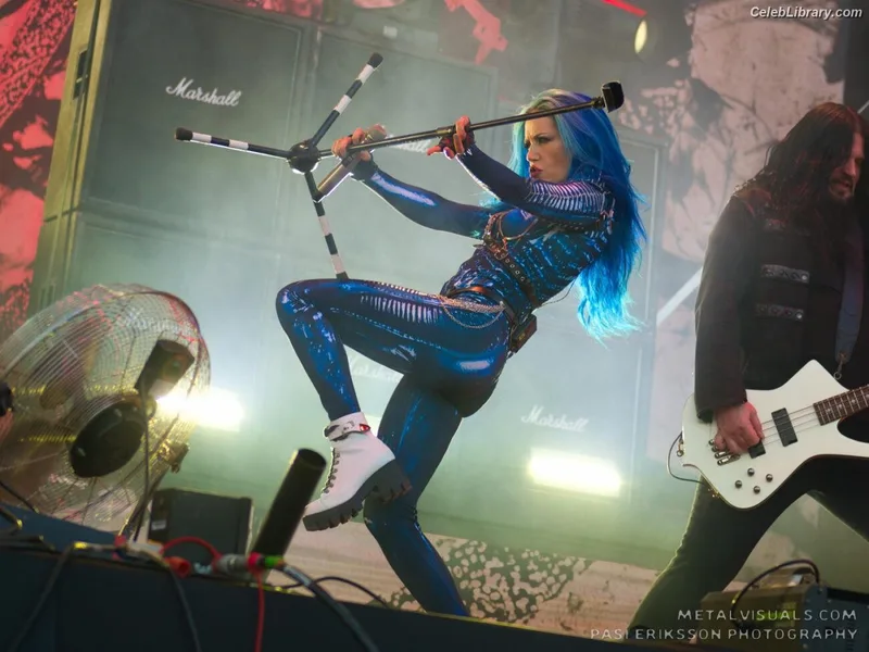 Alissa White-Gluz photo 17 of 1541