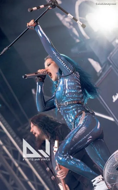 Alissa White-Gluz photo 18 of 1541