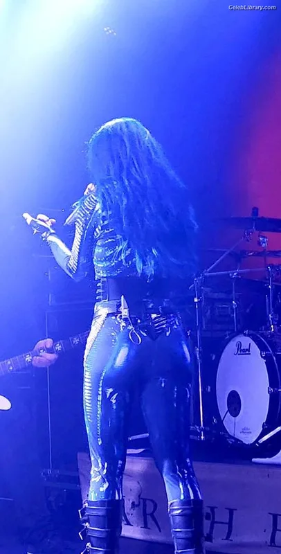 Alissa White-Gluz photo 14 of 1541