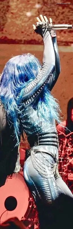 Alissa White-Gluz photo 15 of 1541