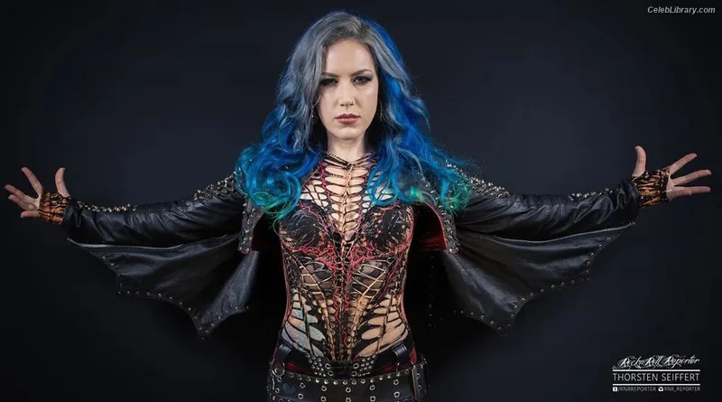 Alissa White-Gluz photo 1 of 1541