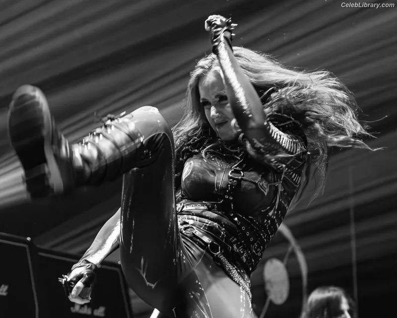 Alissa White-Gluz photo 15 of 1541