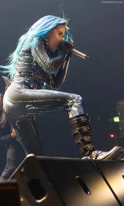 Alissa White-Gluz photo 22 of 1541