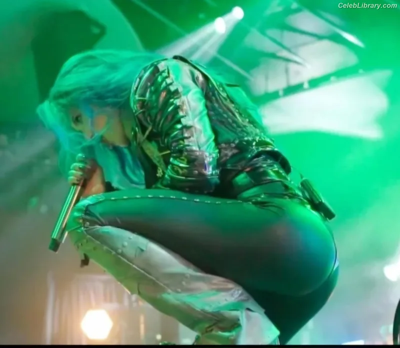 Alissa White-Gluz photo 13 of 1541