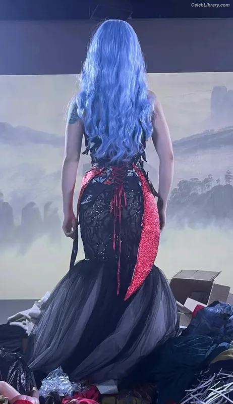 Alissa White-Gluz photo 14 of 1541