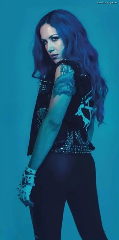Alissa White-Gluz photo 10 of 1541