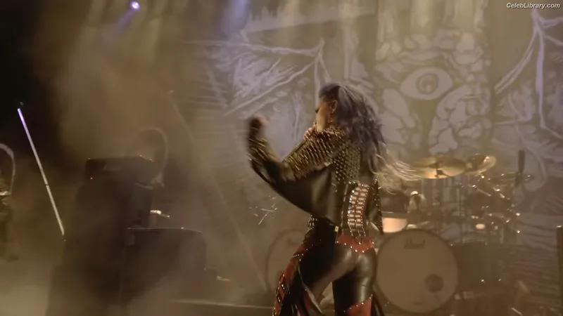 Alissa White-Gluz photo 23 of 1541