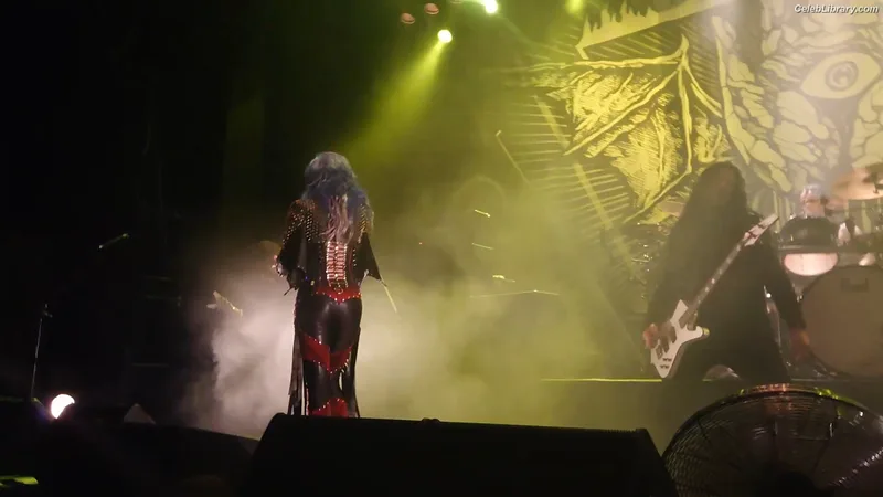 Alissa White-Gluz photo 2 of 1541